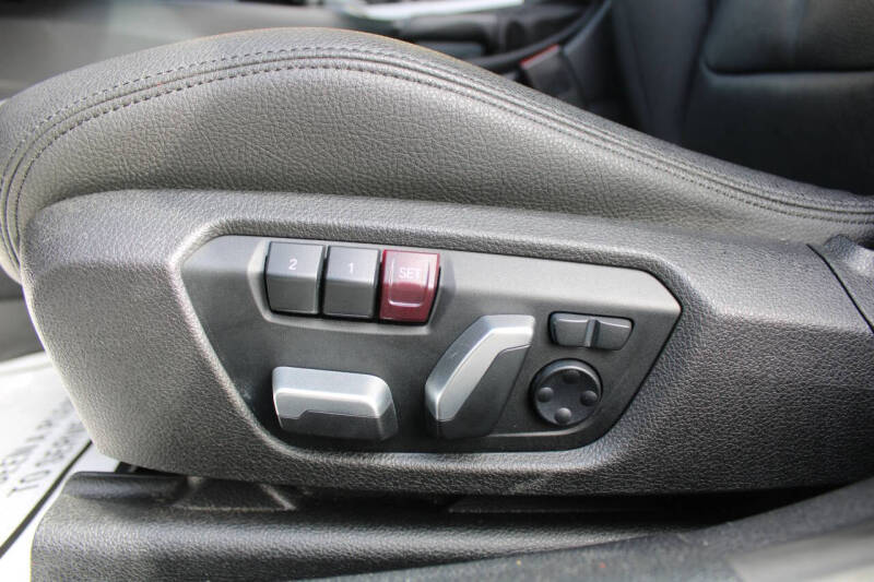 2018 BMW 3 Series 330e iPerformance