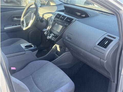 2012 Toyota Prius v Three