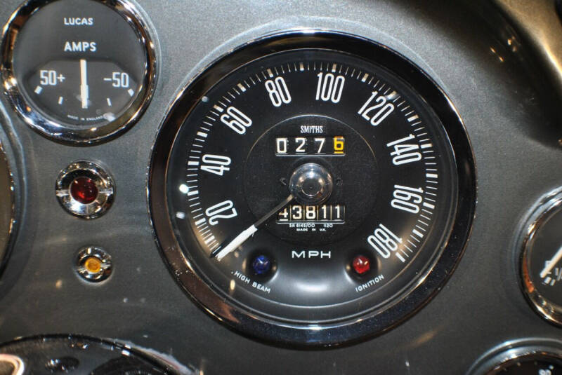 1966 Aston Martin DB6