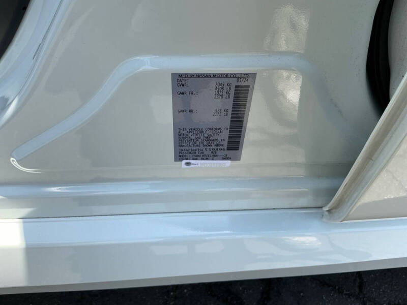 2025 Nissan LEAF S