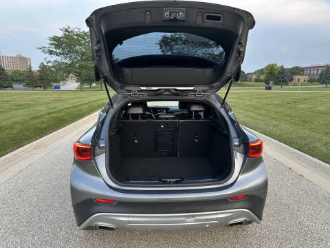 2018 Infiniti QX30 Premium