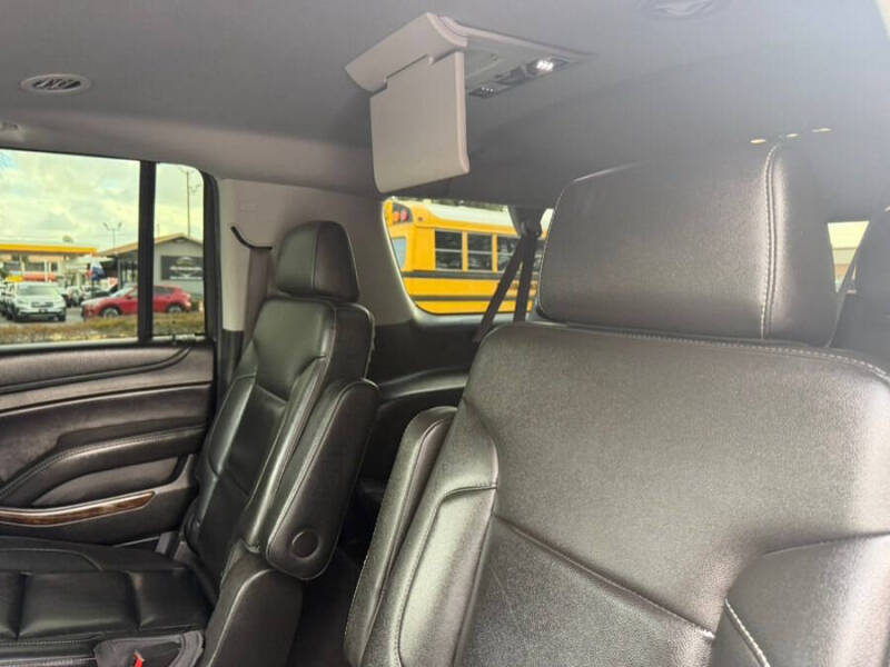 2017 Chevrolet Suburban LT