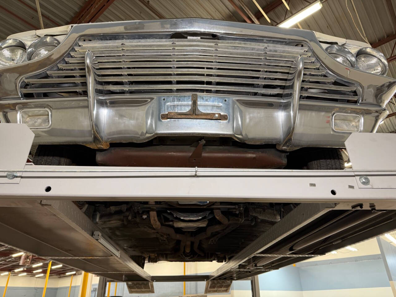 1964 Ford Thunderbird 36