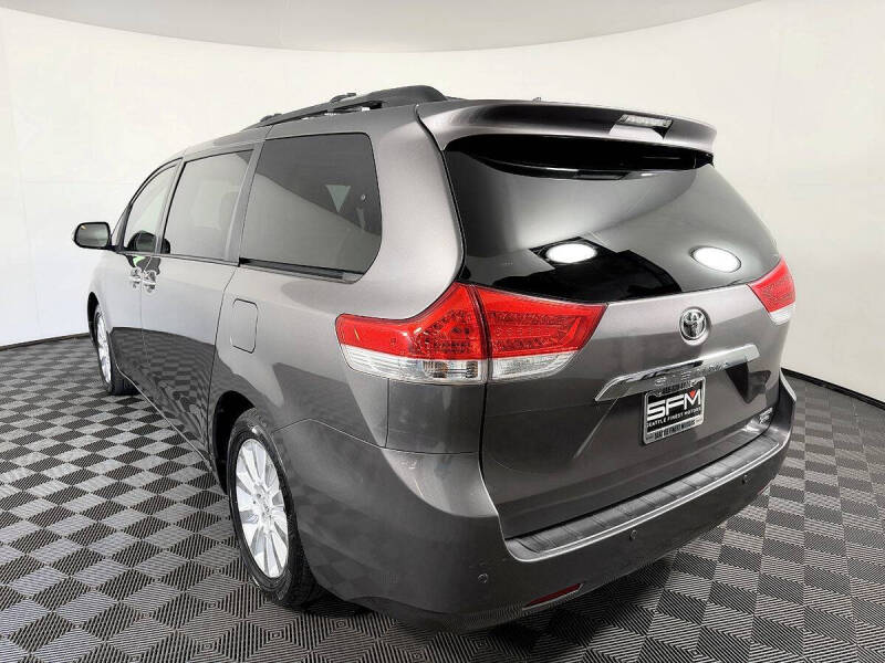 2013 Toyota Sienna