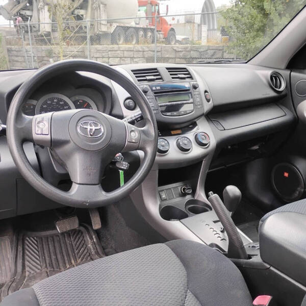 2008 Toyota RAV4 Sport