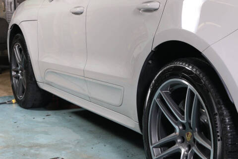 2021 Porsche Macan Turbo