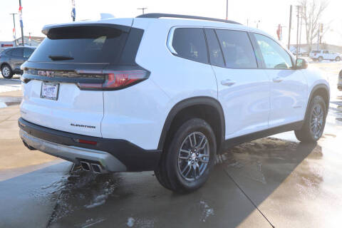 2025 GMC Acadia Elevation