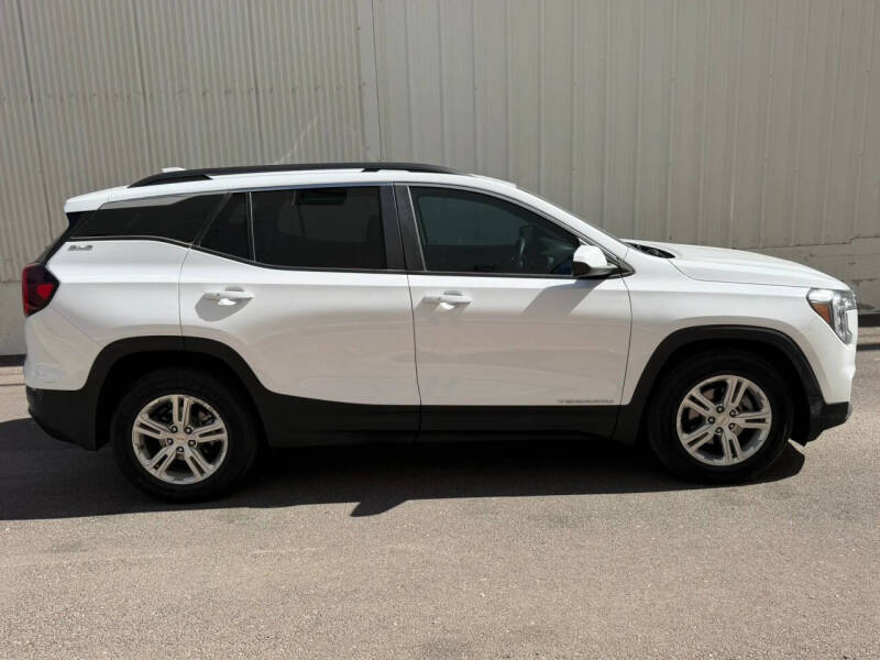2022 GMC Terrain SLE