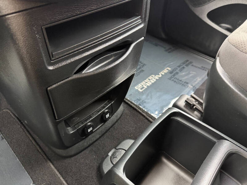 2017 Dodge Grand Caravan SE Plus