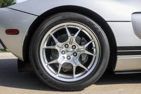 2005 Ford GT