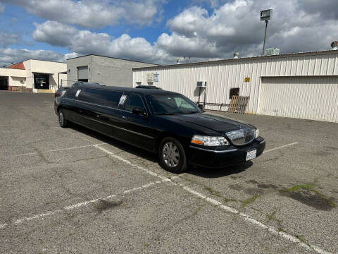 2006 Lincoln Town Car Executive
