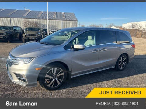 2018 Honda Odyssey for sale at Sam Leman Chrysler Jeep Dodge of Peoria in Peoria IL