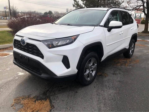 2022 Toyota RAV4 Hybrid LE