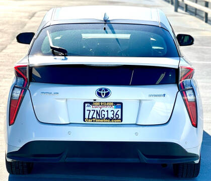 2017 Toyota Prius Four Touring