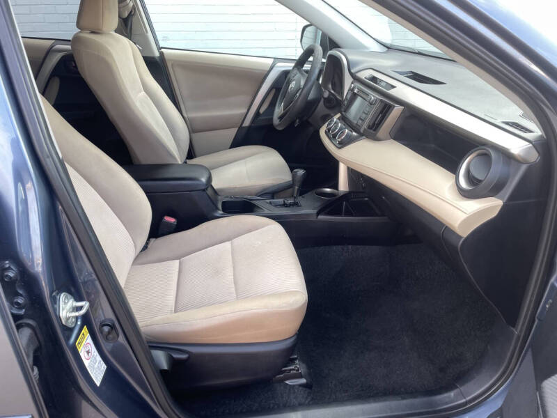 2013 Toyota RAV4 LE
