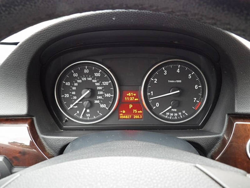 2011 BMW 3 Series 328i