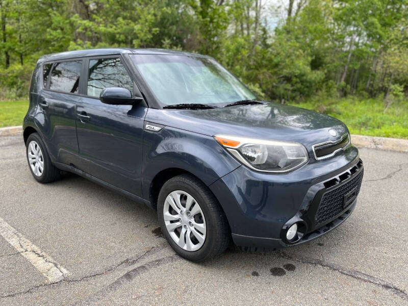 2016 Kia Soul +