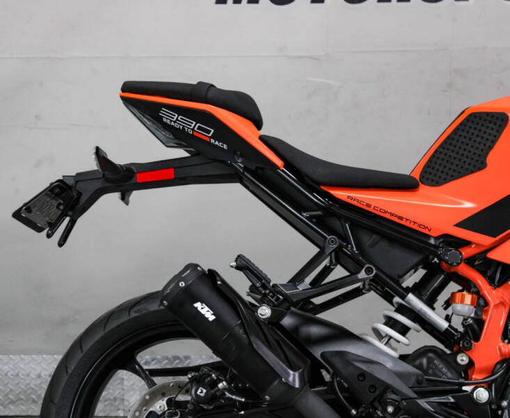 2023 KTM RC 390