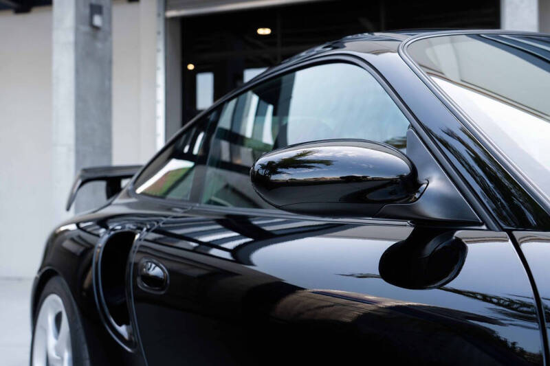2003 Porsche 911 GT2