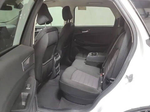 2021 Ford Edge SE
