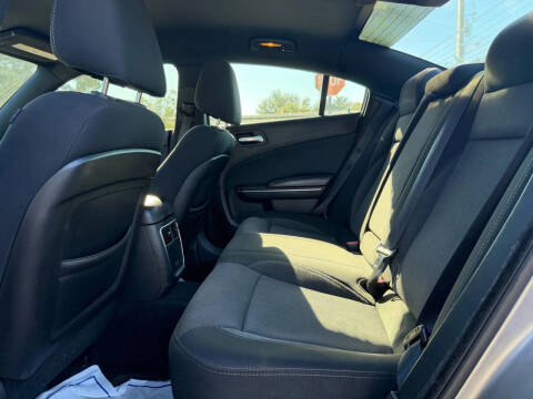 2015 Dodge Charger SE