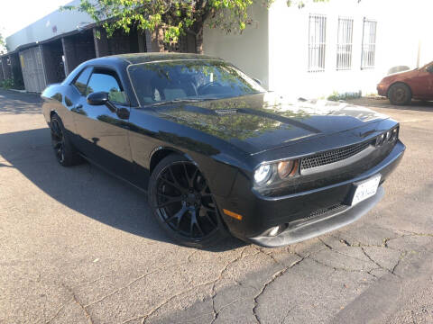 2012 Dodge Challenger SXT