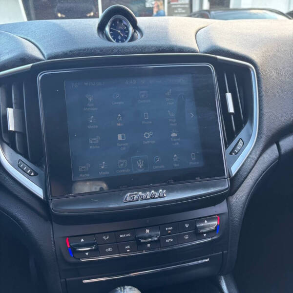 2017 Maserati Ghibli