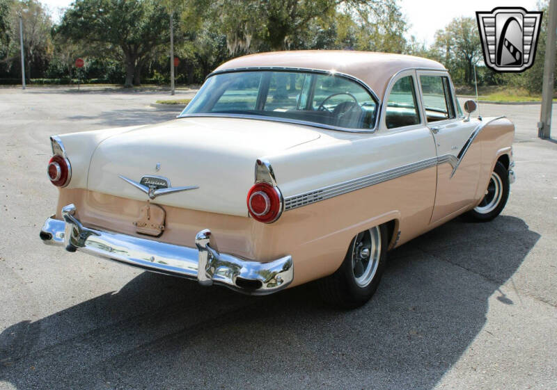 1956 Ford Fairlane