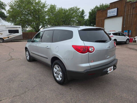 2011 Chevrolet Traverse LS