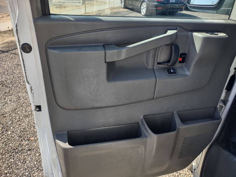 2016 Chevrolet Express 2500