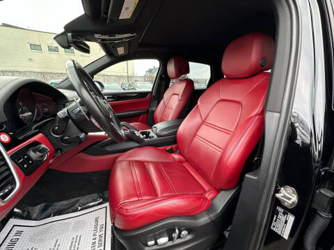 2019 Porsche Cayenne for sale at MAGIC AUTO SALES in Little Ferry NJ
