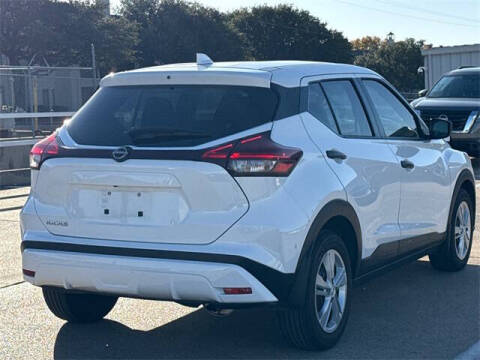 2023 Nissan Kicks S