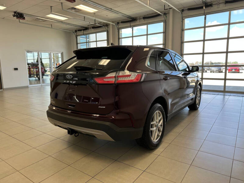 2022 Ford Edge SEL