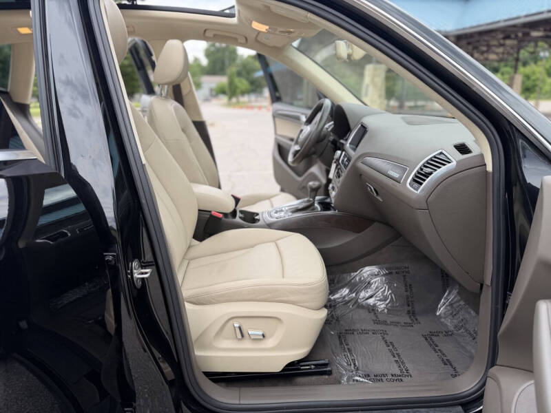 2017 Audi Q5 2.0T quattro Premium
