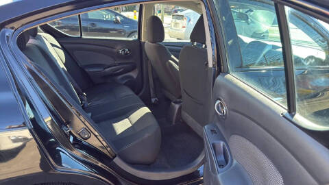 2015 Nissan Versa 1.6 S