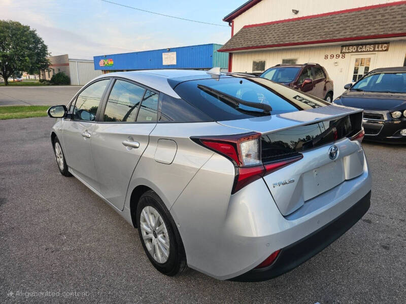 2019 Toyota Prius LE
