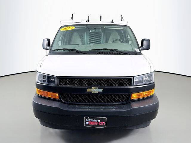 Used 2023 Chevrolet Express Cargo Work Van with VIN 1GCWGAFP1P1213012 for sale in Bloomington, IL