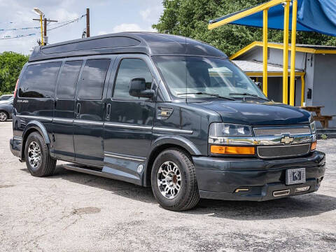 2017 Chevrolet Express 2500