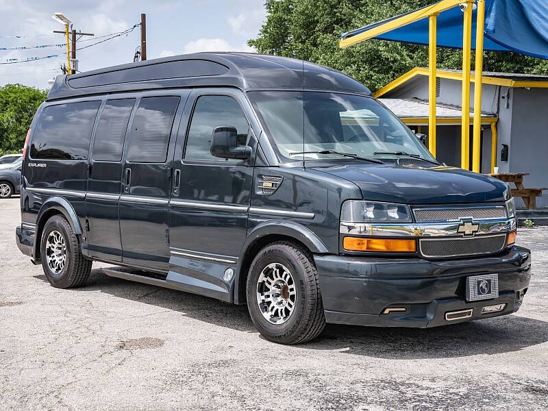 2017 Chevrolet Express 2500
