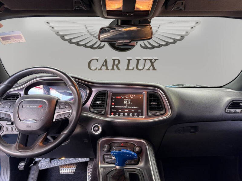 2016 Dodge Challenger SXT