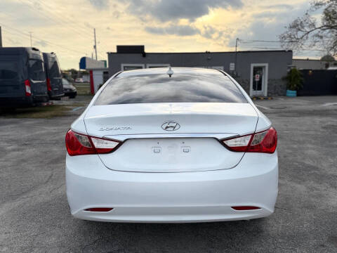 2013 Hyundai Sonata GLS
