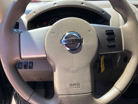 2008 Nissan Frontier LE