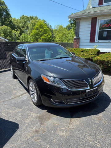 2014 Lincoln MKS