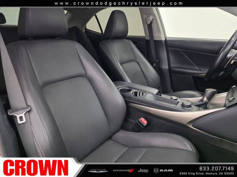 2016 Lexus IS 200t