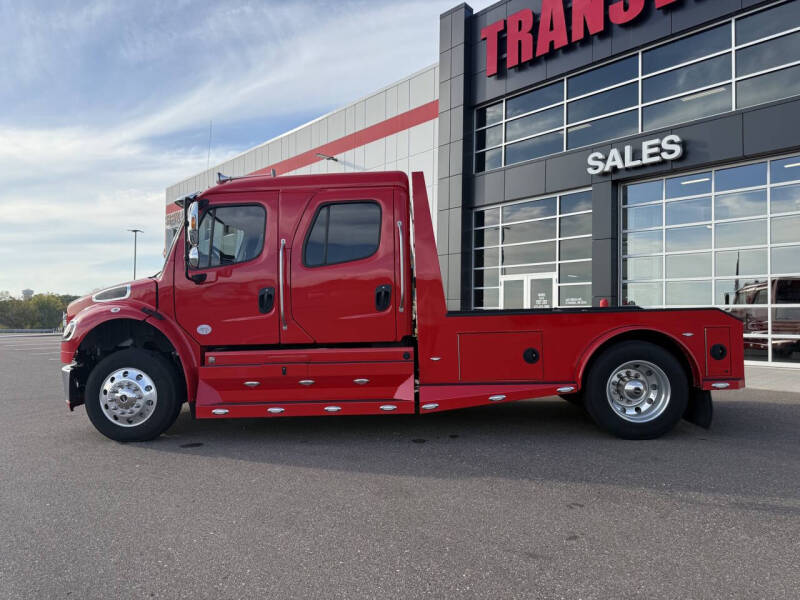 2023 Freightliner M2 106
