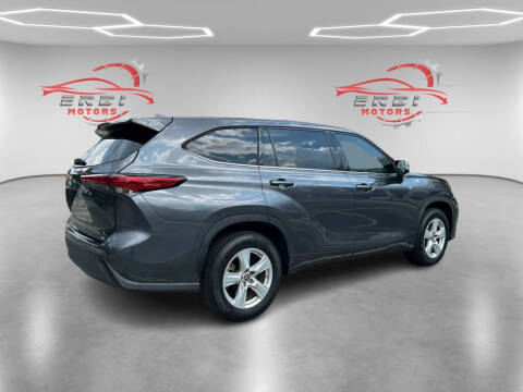 2021 Toyota Highlander LE