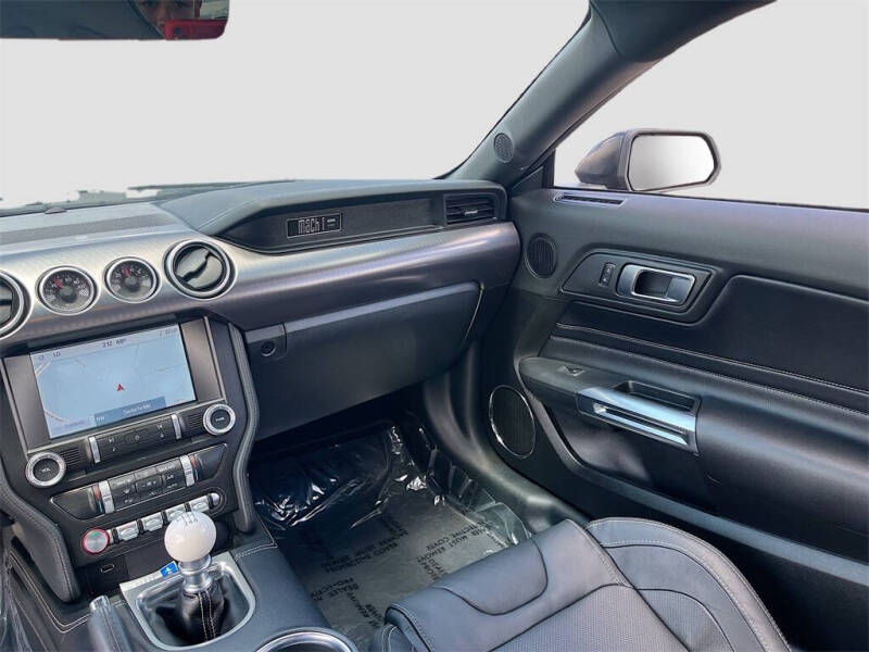 2022 Ford Mustang Mach 1