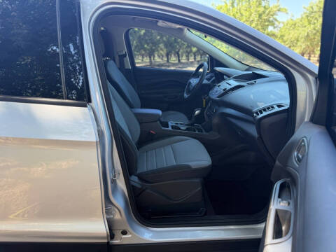 2017 Ford Escape S