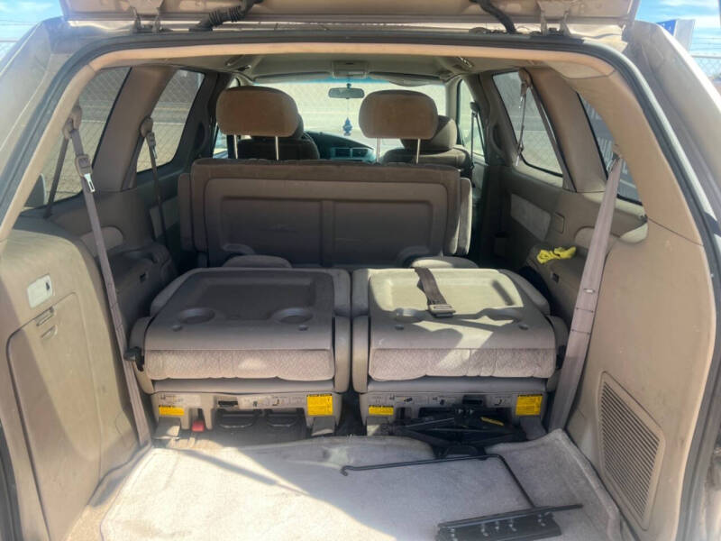 2002 Toyota Sienna CE
