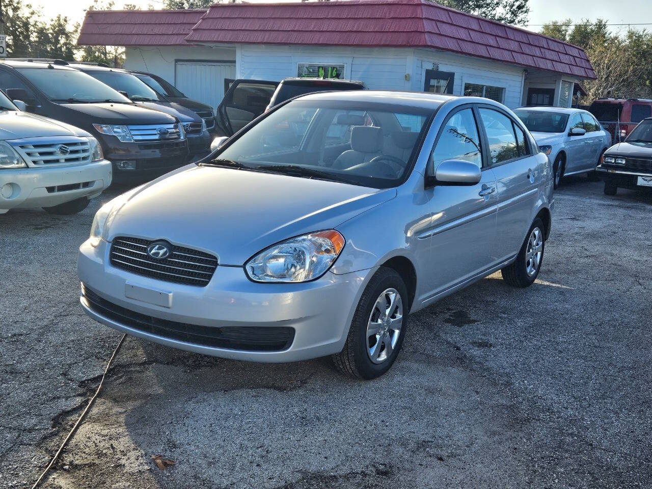 2010 Hyundai ACCENT for sale at JOHNS AUTO SALES LLC in Apopka, FL